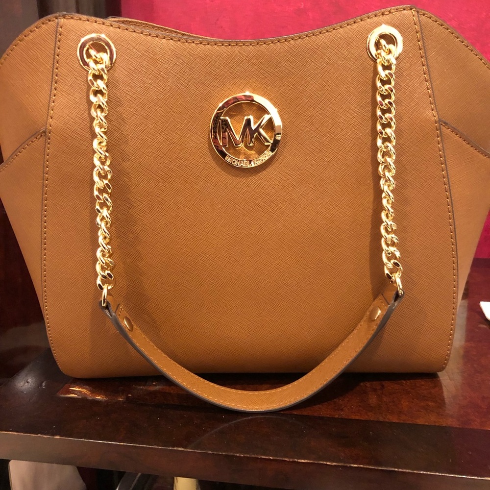 Michael Kors Tote